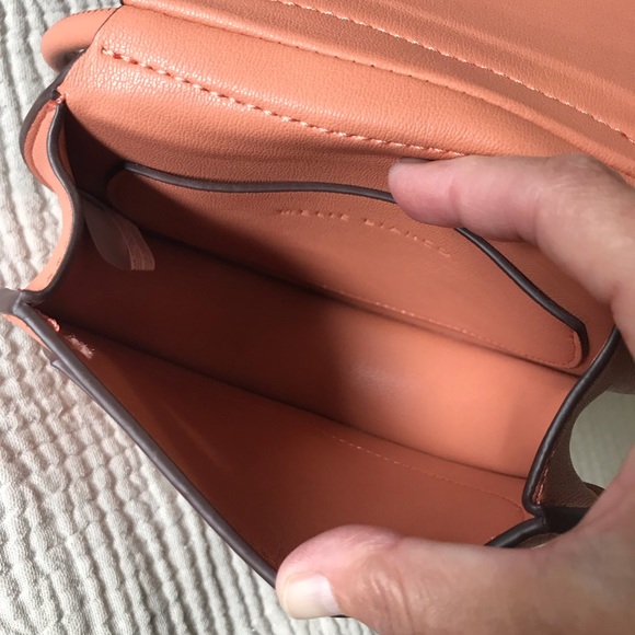 Nellie Blanco peach round saddle bag - Picture 6 of 7